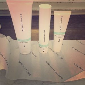 Rodan and Fields Recharge regimen.